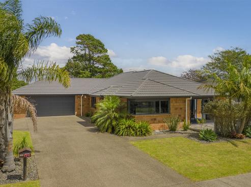 12 Cobham Lane, Whitianga