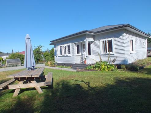 6 Ranft Street, Reefton
