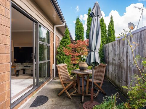 9/108 Old Farm Road, Hamilton East