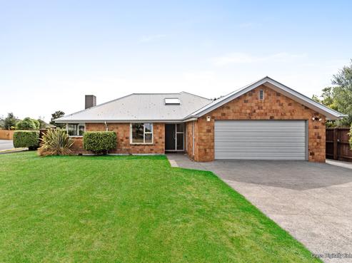 18 Hurricane Way, Hornby