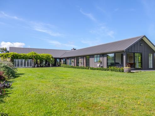 14A Shooting Butts Road, Martinborough