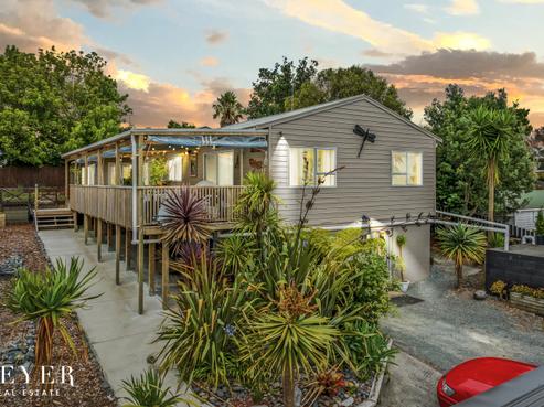21 Foster Crescent, Snells Beach