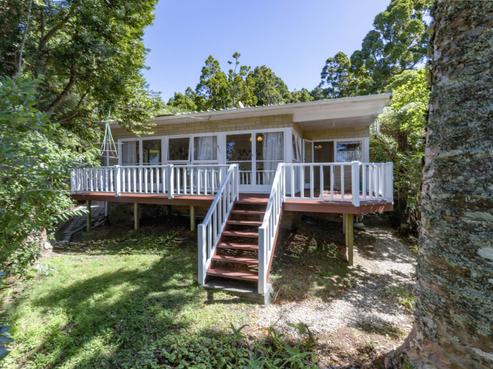 58 Park Road, Titirangi