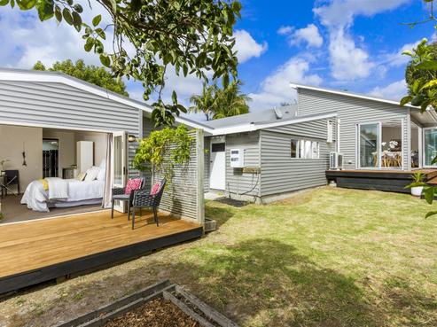 208 Beach Haven Road, Beach Haven
