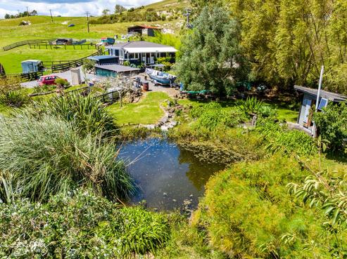 2305 State Highway 12, Paparoa