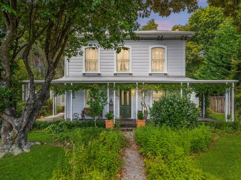 129 Main Street, Greytown