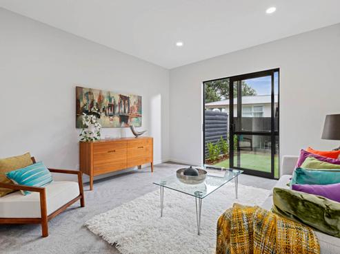 8/3 Beach Road, Te Atatu Peninsula