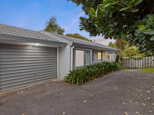 6 Logan Lane, Stanmore Bay