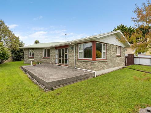 76 Lethbridge Street, Feilding