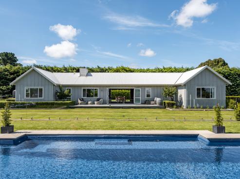 57 Oxford Street, Martinborough