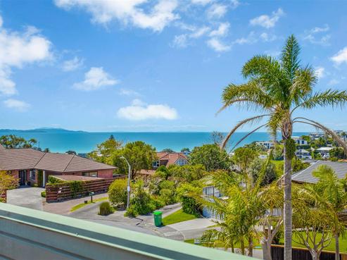 62 Bay Vista Drive, Red Beach