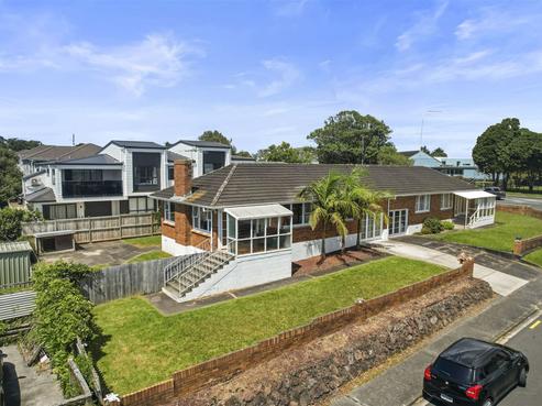 2/1 The Link, Howick