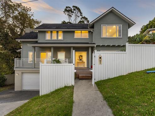 26 Seaview Road, Castor Bay