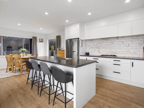 1 Penny Grove, Nukuhau
