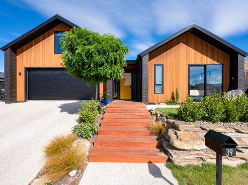 39 Pounamu Avenue, Albert Town