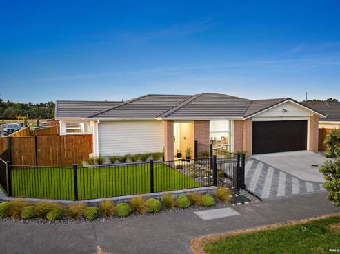 35 Koroheke Road, Takanini
