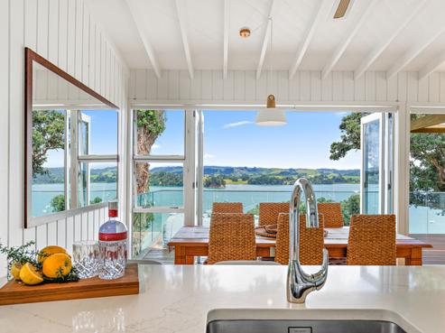 41 Ridge Road, Mahurangi East