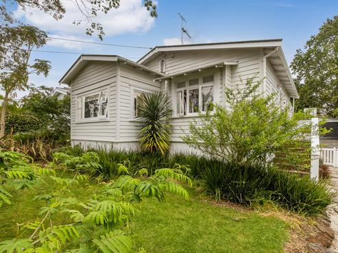 52 Kiwi Road, Point Chevalier