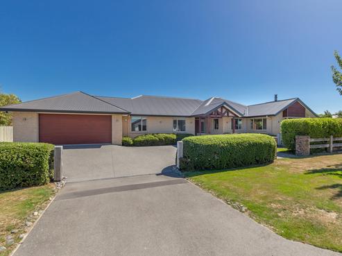 2 Fairhurst Place, Rolleston