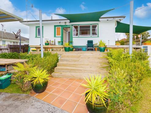 115 Pembroke Street, Hamilton Lake