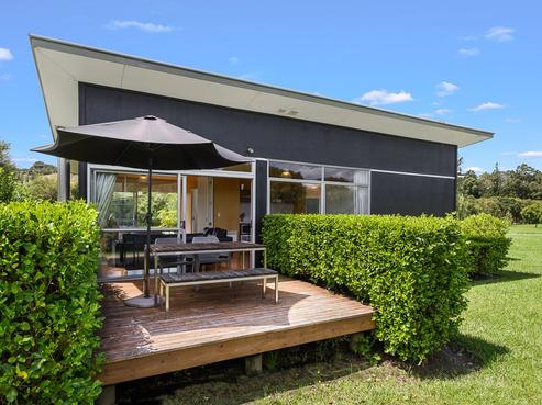 13/170 Green Road, Matakana
