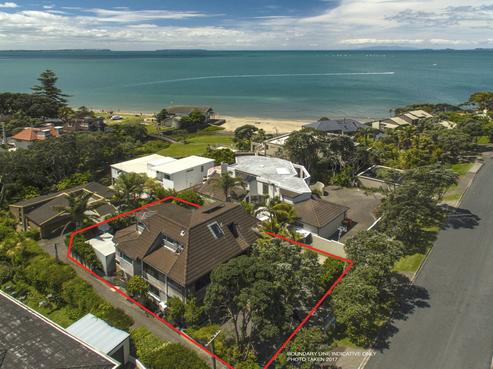 12 Whitby Crescent, Mairangi Bay