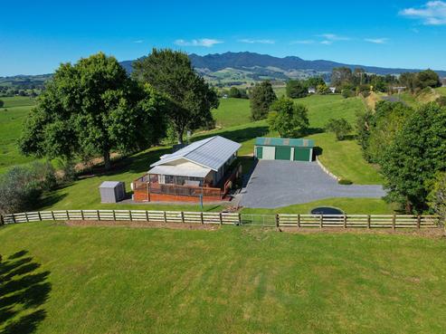 28 Martelletti Road, Te Pahu
