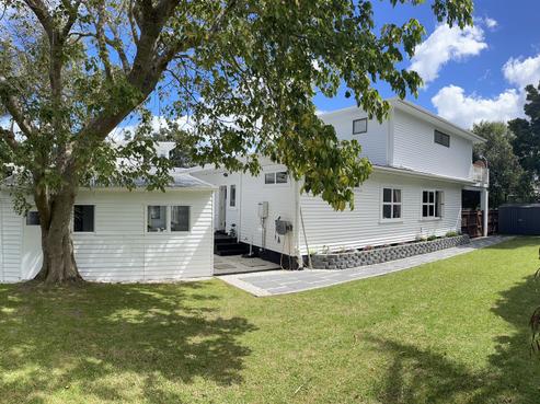 2/43A Stanley Point Road, Stanley Point