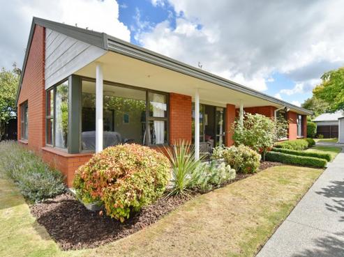 15 Connemara Drive, Northwood