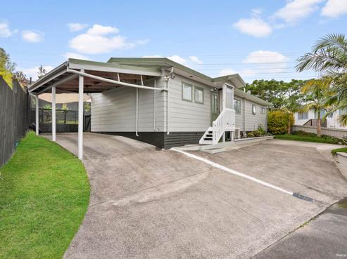 20 Loughanure Place, Massey