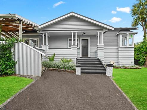 92 Lake Road, Frankton
