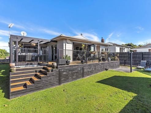 16 Alexander Street, Papakura