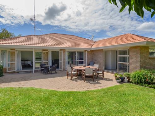 35 Admiral Crescent, Flagstaff