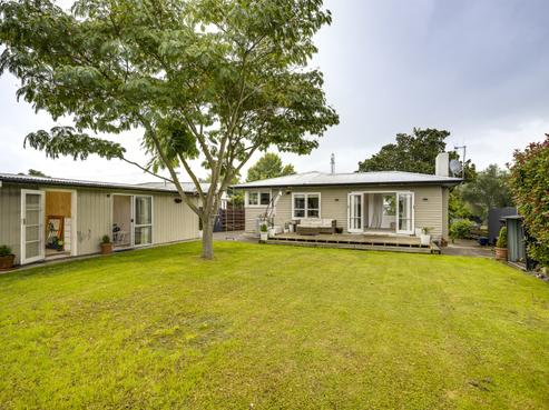 10 Lipscombe Crescent, Havelock North