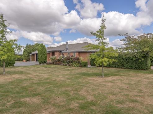 84 Stott Drive, Darfield