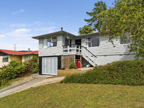 67 Riwai Street, Paraparaumu