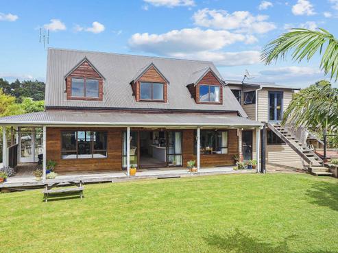 7 Hatfield Heights, Hatfields Beach
