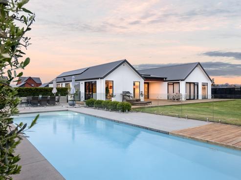 25 Jarrett Terrace, Leamington