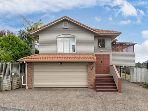 82 Rivervale Grove, Stanmore Bay