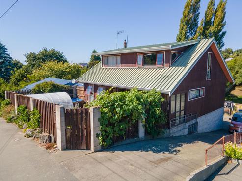 10 Guthrie Street, West End