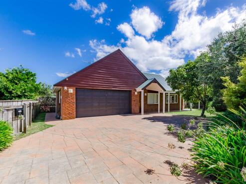 9 Compass Court, Paraparaumu
