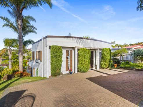 689 Beach Road, Rothesay Bay