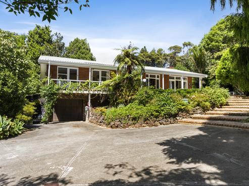 238 Scenic Drive, Titirangi