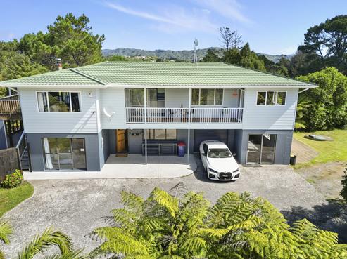 128 Mcentee Road, Waitakere