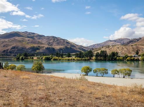 22 Matthews Crescent, Cromwell