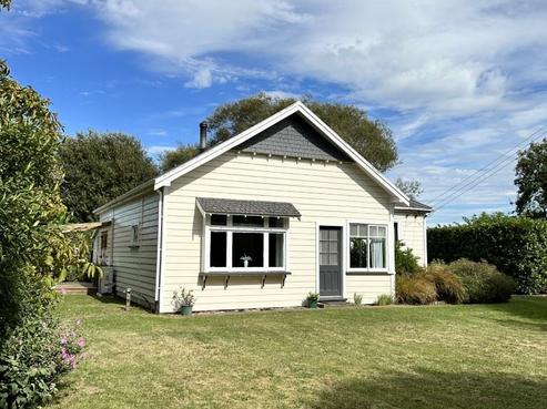 82 Lower Lake Road, Leeston