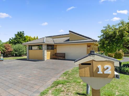 12 Belvedere Grove, Rangatira Park