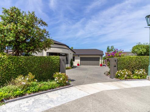 11 Rutland Place, Taradale