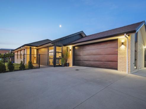 124 Lisle Farm Drive, Pukekohe