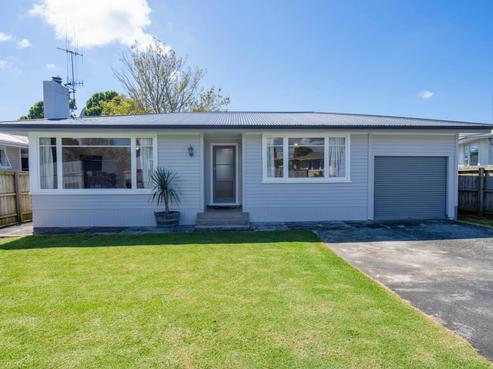 14 Tapper Crescent, Tikipunga